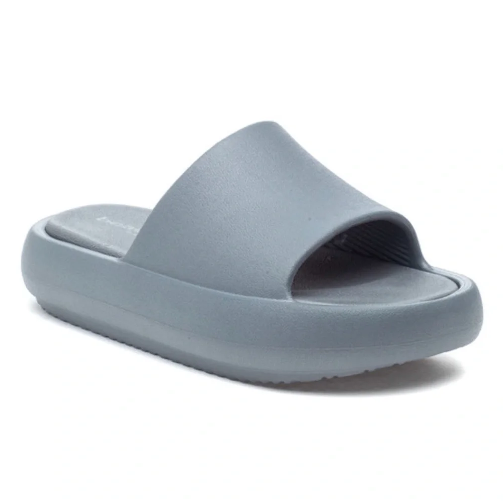 Beach Slides Gray Sandals - Picture 4 of 5